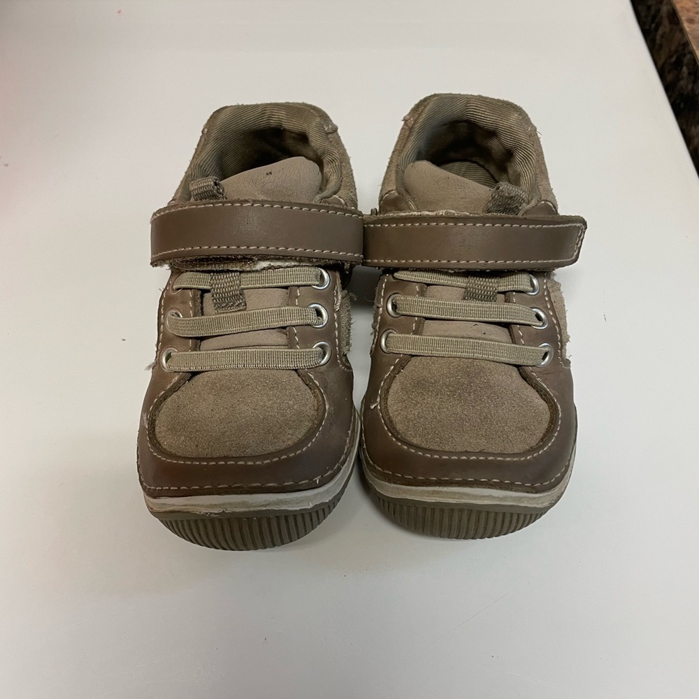 Stride rite Toddler Shoes 6.5T